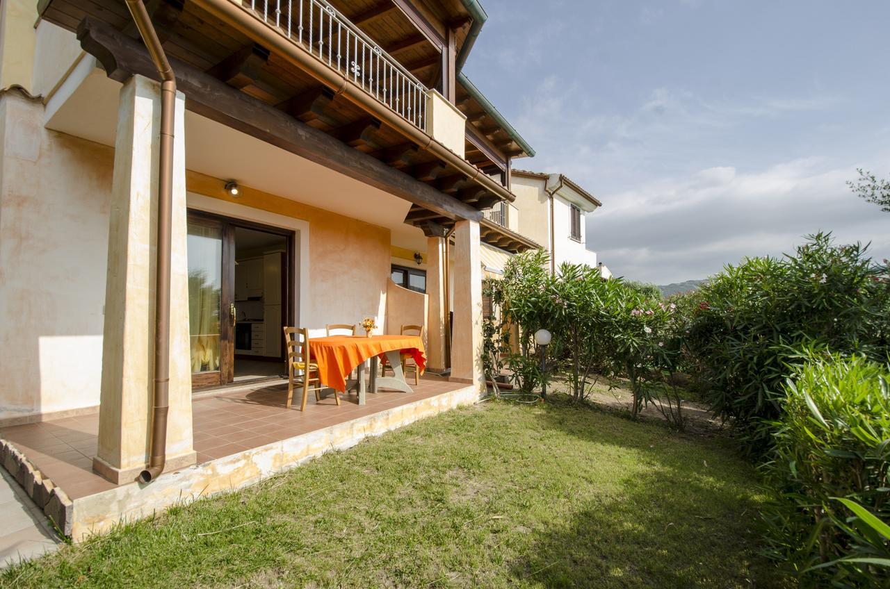 A.I.R. Castelsardo Borgo Di Mareヴィラ エクステリア 写真